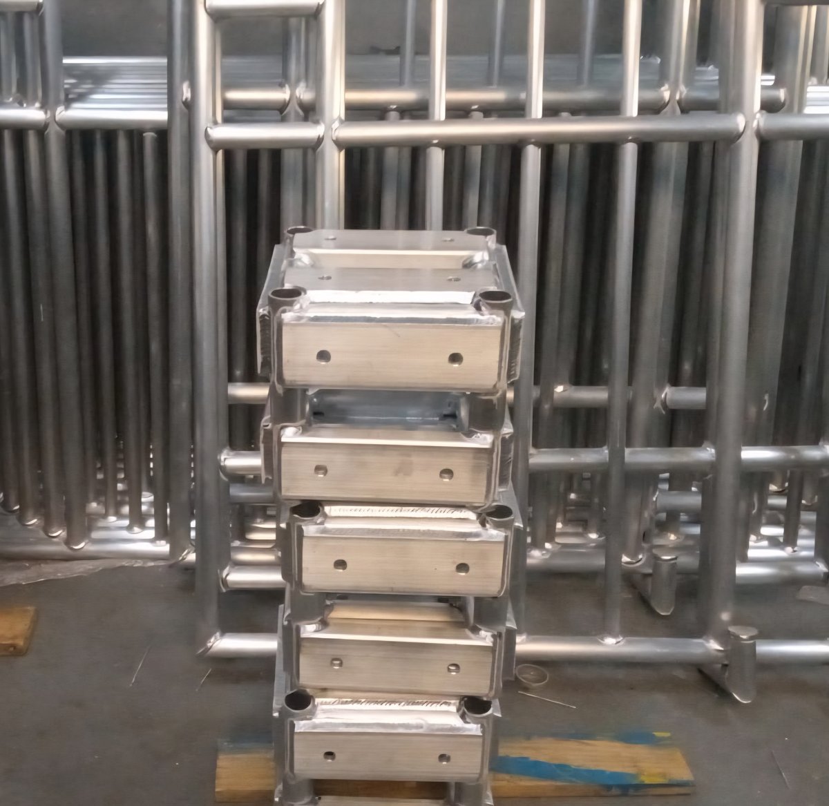 Cubo 5 faces Q-25 da LINNEAR Estruturas